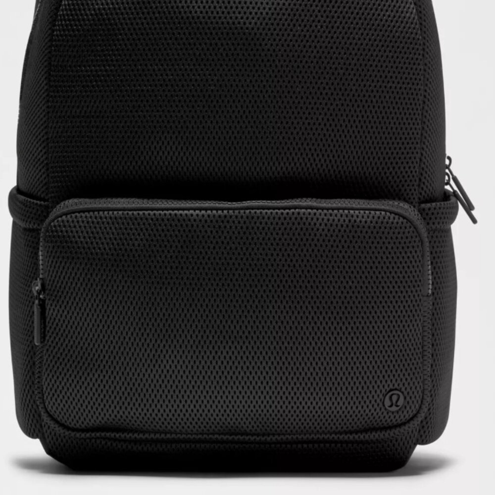 Lululemon Black Everywhere Backpack 22L Knit Mesh NWOT
